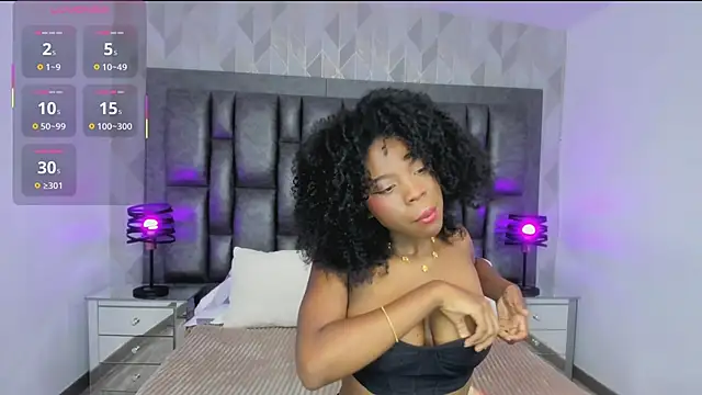 AmiraMorgan online show from December 21, 4:08 am