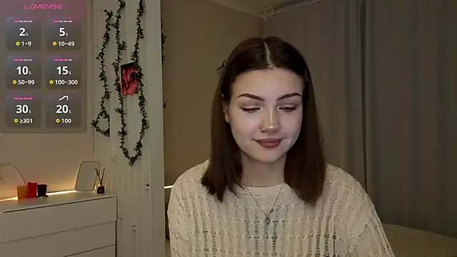 PurrrBerry online show from November 30, 3:54 am