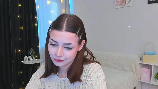 PurrrBerry online show from January 15, 5:12 am