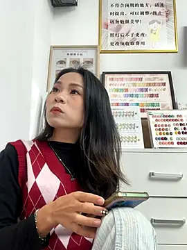 Snapshot of Baby-mmm chatting on October 22, 6:02 am Baby-mmm online show from October 22, 6:02 am