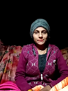 Snapshot of Jyoti_thakurr chatting on November 21, 9:57 pm Jyoti thakurr online show from November 21, 9:57 pm