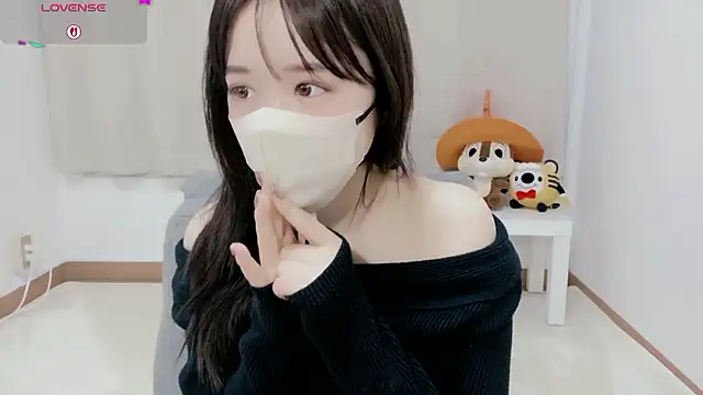 Snapshot of Anne_Anne_chan chatting on November 9, 11:30 am Anne Anne chan online show from November 9, 11:30 am