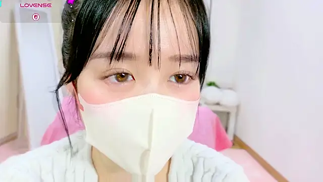 Snapshot of Anne_Anne_chan chatting on November 25, 11:32 am Anne Anne chan online show from November 25, 11:32 am