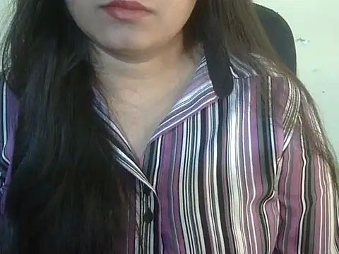 Aanya Hazel online show from December 18, 8:26 pm