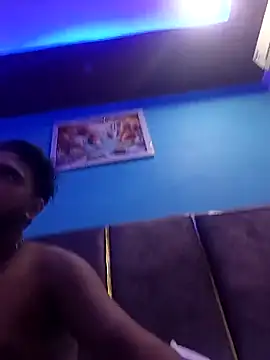 romantic couple1 online show from September 18, 1:40 am