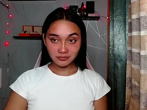 Snapshot of asian_cumstarrhian chatting on December 2, 11:11 pm asian cumstarrhian online show from December 2, 11:11 pm