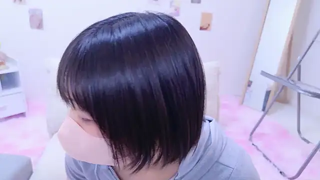 Snapshot of Hinata_Sun chatting on December 13, 10:15 pm Hinata Sun online show from December 13, 10:15 pm