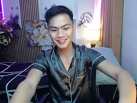 Snapshot of alex_cummer chatting on December 13, 8:36 pm alex cummer online show from December 13, 8:36 pm