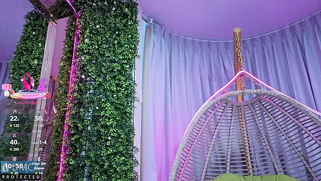 Kiara Zahiri   online show from October 13, 10:59 am