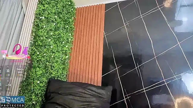 Kiara Zahiri   online show from November 3, 11:00 am