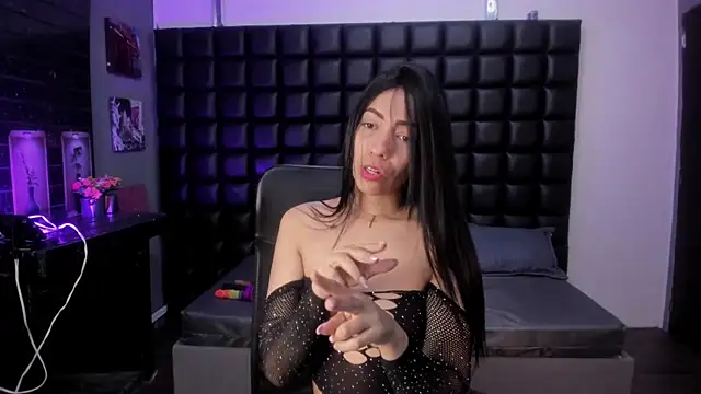 ashlyy sweet  online show from April 21, 3:39 pm