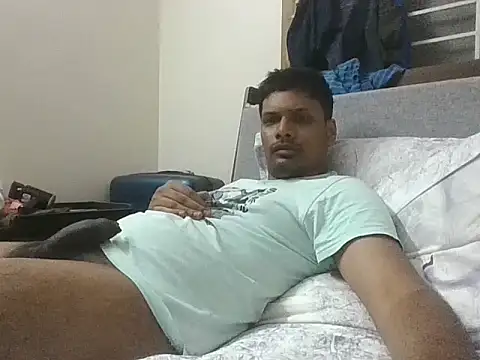 Snapshot of Bakasur_19 chatting on April 23, 12:29 pm Bakasur 19 online show from April 23, 12:29 pm