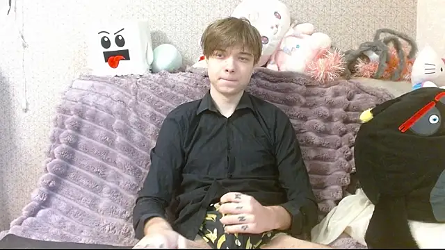 hilt on  online show from February 28, 8:37 am