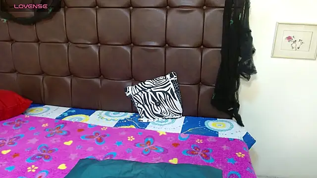 juliana soto1 online show from October 20, 1:44 pm