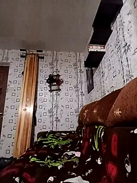 Snapshot of Lietta_ chatting on November 25, 8:31 pm Lietta online show from November 25, 8:31 pm