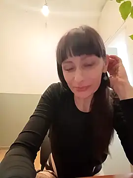 Lietta  online show from February 7, 1:15 pm