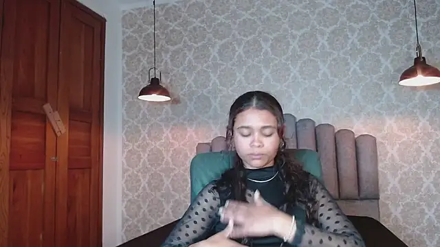 Snapshot of Kristall_06 chatting on October 3, 2:41 am Kristall 06 online show from October 3, 2:41 am