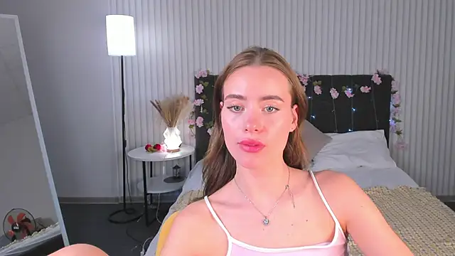 Snapshot of Ameli_Povilain chatting on September 30, 11:48 am Ameli Povilain online show from September 30, 11:48 am