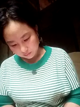 suki-lady online show from November 1, 6:04 am