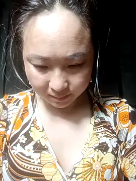 suki-lady online show from December 4, 1:42 pm