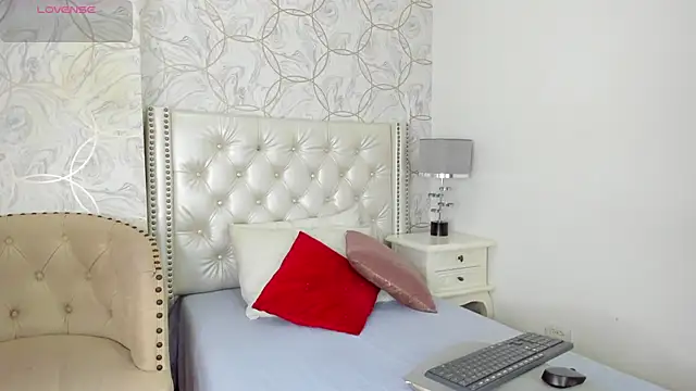 amara rousse online show from September 11, 11:43 am