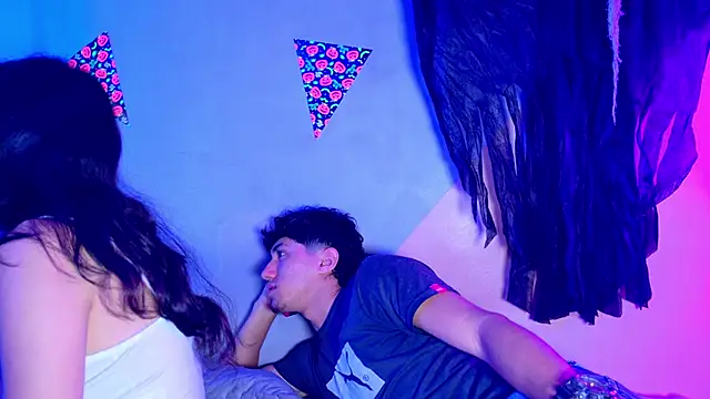 Laura and Kevin online show from October 23, 1:21 pm