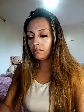 Snapshot of -AngelNova- chatting on September 13, 10:31 pm -AngelNova- online show from September 13, 10:31 pm