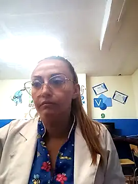 Snapshot of -AngelNova- chatting on October 27, 1:04 pm -AngelNova- online show from October 27, 1:04 pm