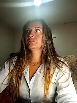 Snapshot of -AngelNova- chatting on November 12, 9:58 pm -AngelNova- online show from November 12, 9:58 pm