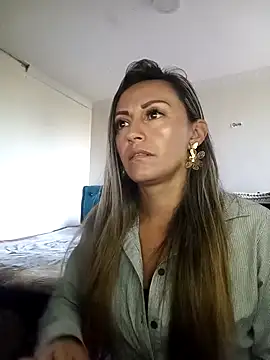 Snapshot of -AngelNova- chatting on December 17, 1:50 pm -AngelNova- online show from December 17, 1:50 pm