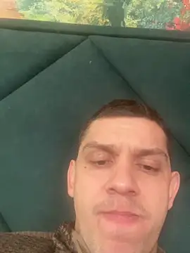 Snapshot of BogdanNegoda chatting on February 4, 10:21 am BogdanNegoda online show from February 4, 10:21 am