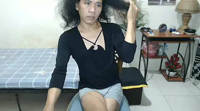 Snapshot of bigasianshane chatting on January 25, 1:52 pm bigasianshane online show from January 25, 1:52 pm