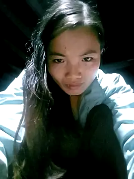 ngan-cute online show from October 28, 1:25 pm