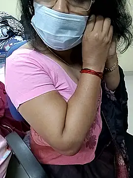 Snapshot of tamilmaha12 chatting on November 12, 8:41 pm tamilmaha12 online show from November 12, 8:41 pm