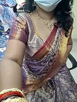 Snapshot of tamilmaha12 chatting on November 23, 3:01 pm tamilmaha12 online show from November 23, 3:01 pm