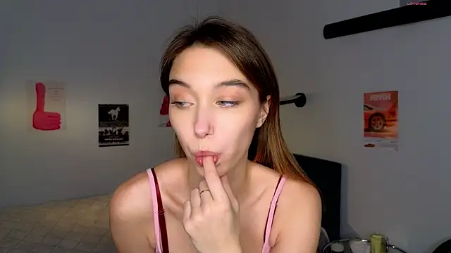 vixinp online show from December 3, 8:45 am