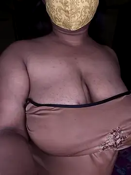 Smile-quien online show from March 14, 3:28 pm