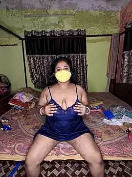 Smile-quien online show from March 31, 3:12 pm