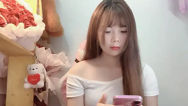 Snapshot of Pony898 chatting on September 20, 12:44 am Pony898 online show from September 20, 12:44 am