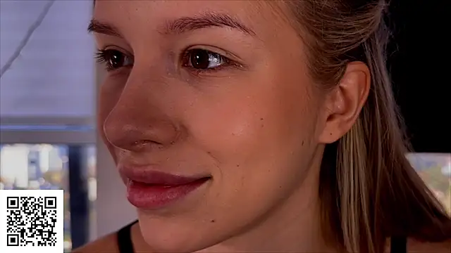 Snapshot of ElysiaXo chatting on November 7, 12:16 pm ElysiaXo online show from November 7, 12:16 pm