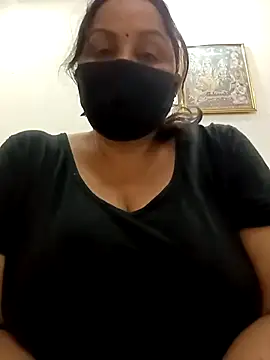 Snapshot of Rakhi_sawant143 chatting on November 14, 6:34 am Rakhi sawant143 online show from November 14, 6:34 am