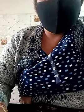 Rakhi sawant143 online show from January 18, 3:32 am