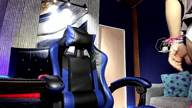 christina vamp1 online show from November 14, 1:54 pm