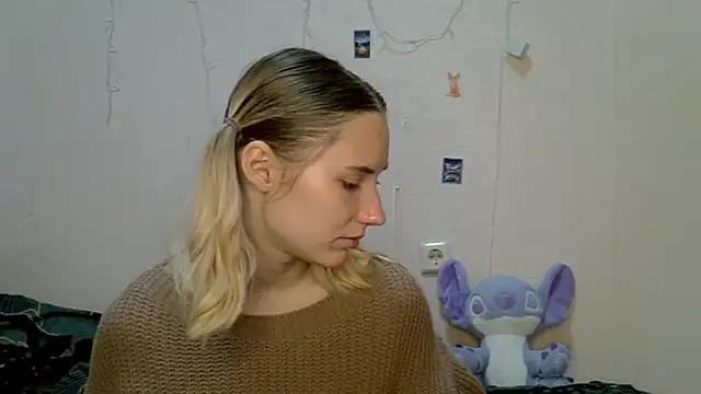  kikiclark   online show from September 8, 8:19 pm