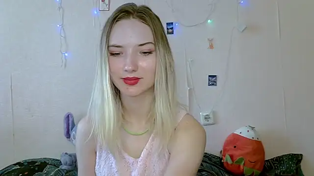  kikiclark   online show from September 17, 8:16 am