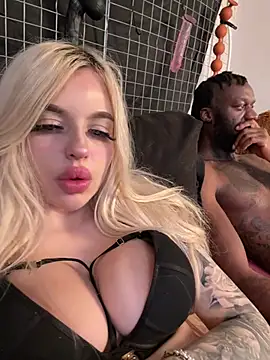 Steffi Snowbunny online show from February 3, 9:42 pm