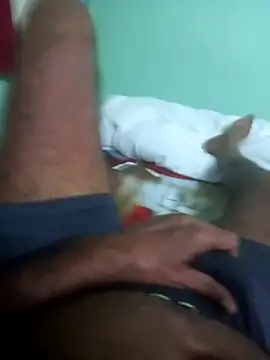 Snapshot of deshi8inch53 chatting on October 12, 7:13 pm deshi8inch53 online show from October 12, 7:13 pm