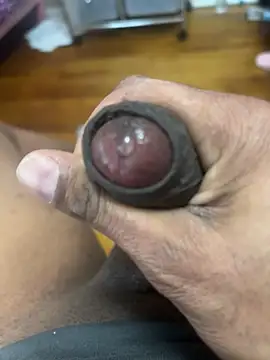 Jariushot3 online show from February 5, 8:35 pm