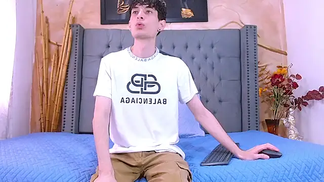 Luke Carter online show from December 4, 1:09 pm