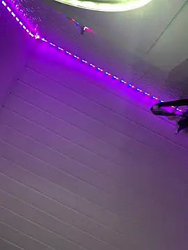 luluzinhax online show from January 13, 4:07 am